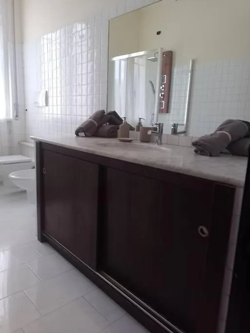 Elizabeth House Appartement Como 0*,