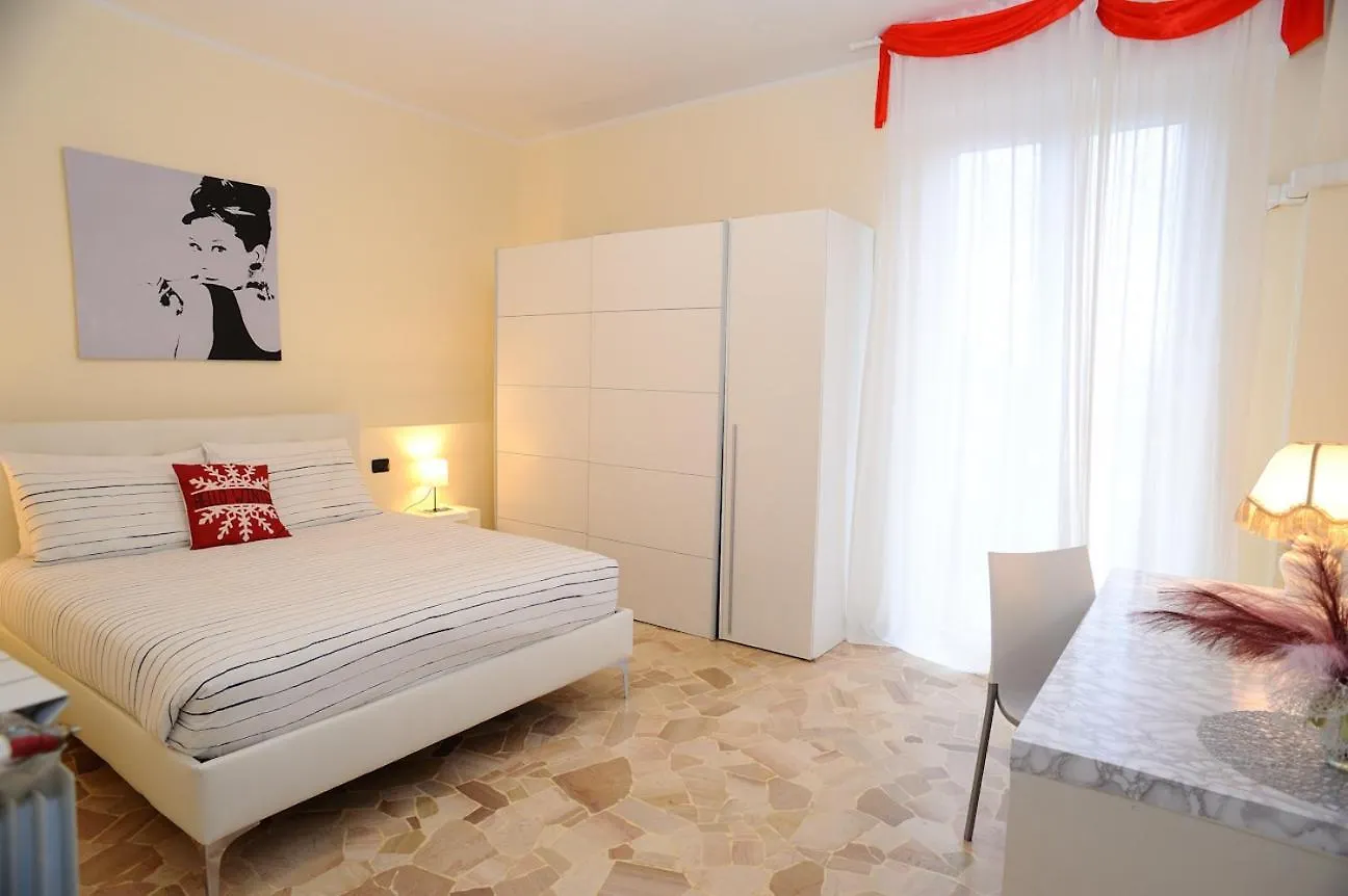 Apartmán Elizabeth House Como Itálie