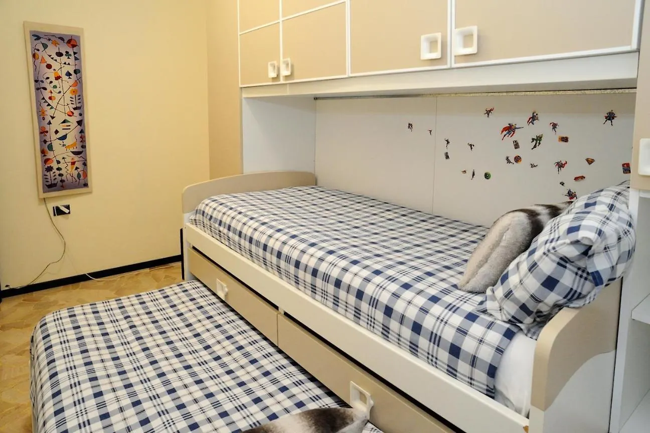 Elizabeth House Apartment Como